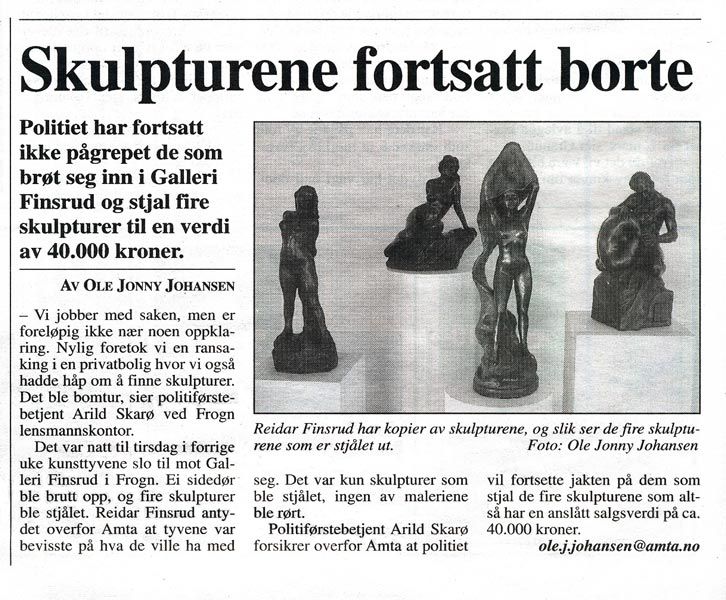 Skulpturene fortsatt borte